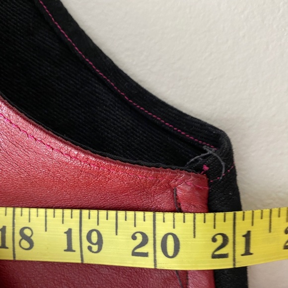 Red leather vest gilet europe handmade - Picture 3 of 8